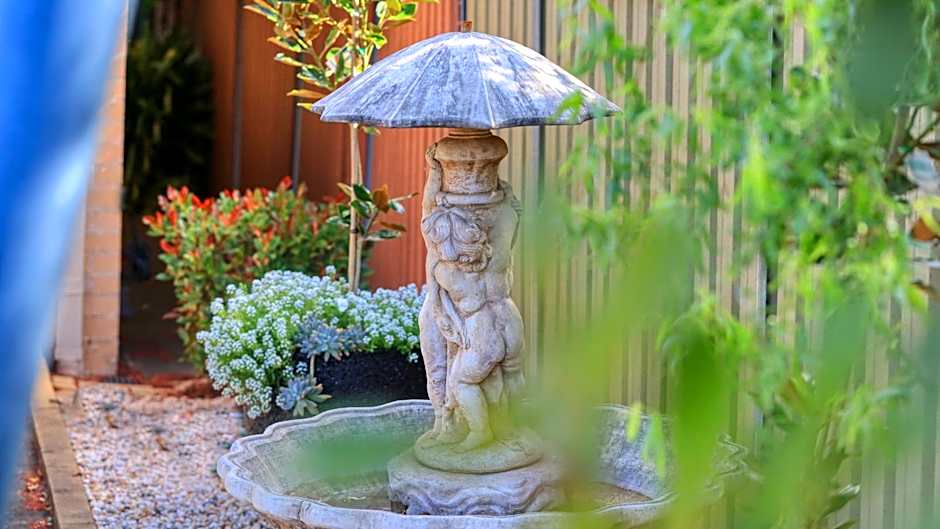 Edward Parry Motel and Apartments