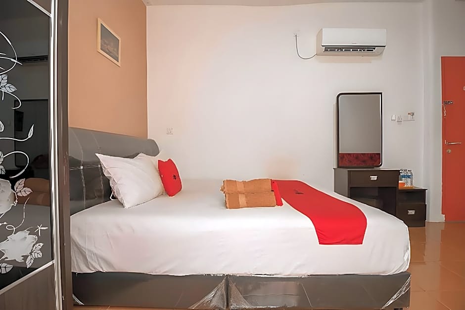 RedDoorz @ Batam Center 2