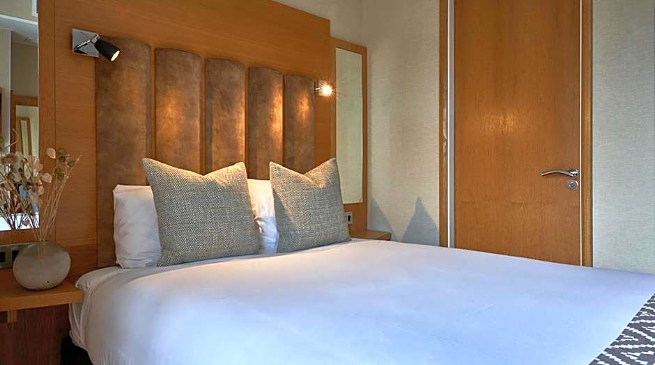 Fairlawns, Hotel And Spa