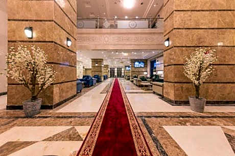 Quintuple Room