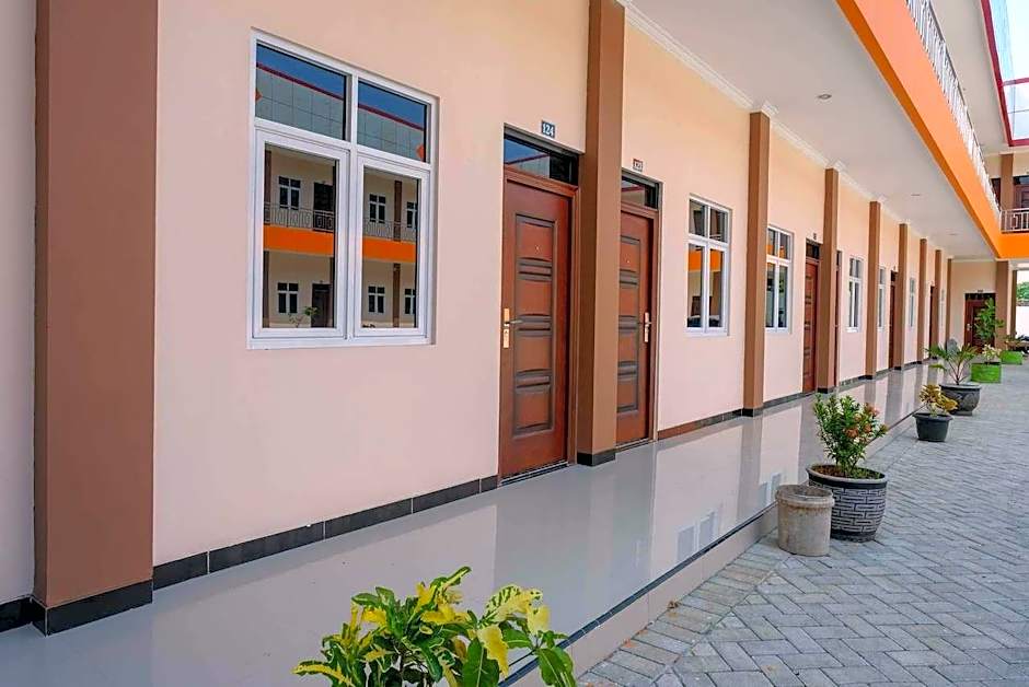 RedDoorz Plus @ Jl Pemuda Pati