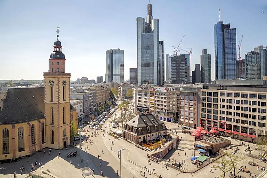 Premier Inn Frankfurt City Centre