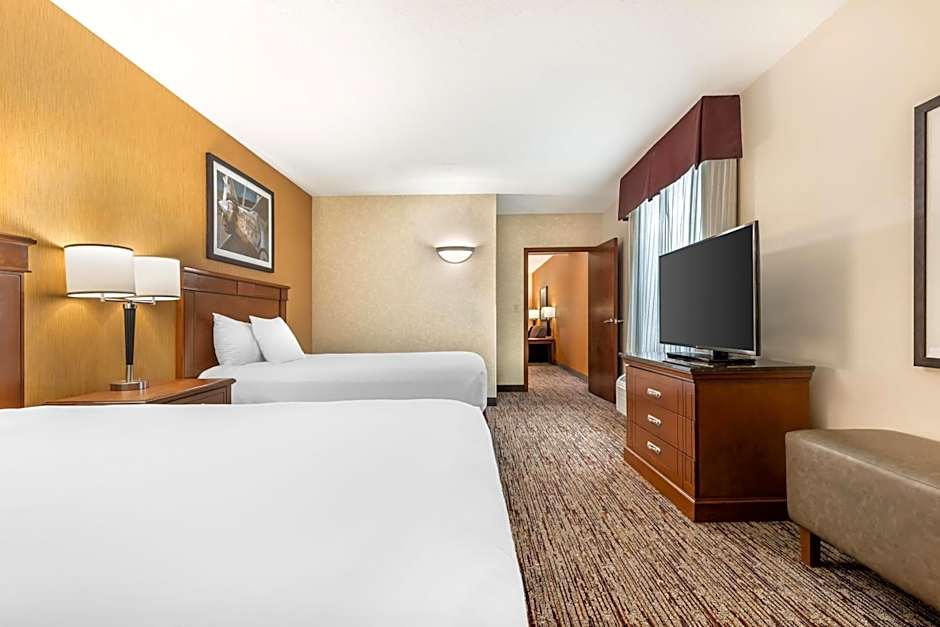 Drury Inn & Suites St. Louis near Forest Park