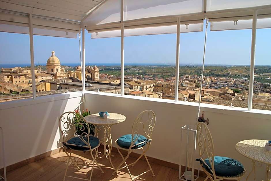 Noto Da QuassÃ¹ Relax B&B