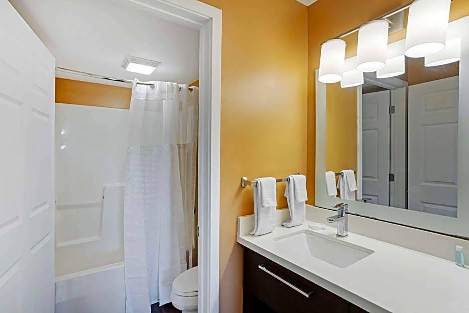 MainStay Suites Mt Laurel - Philadelphia