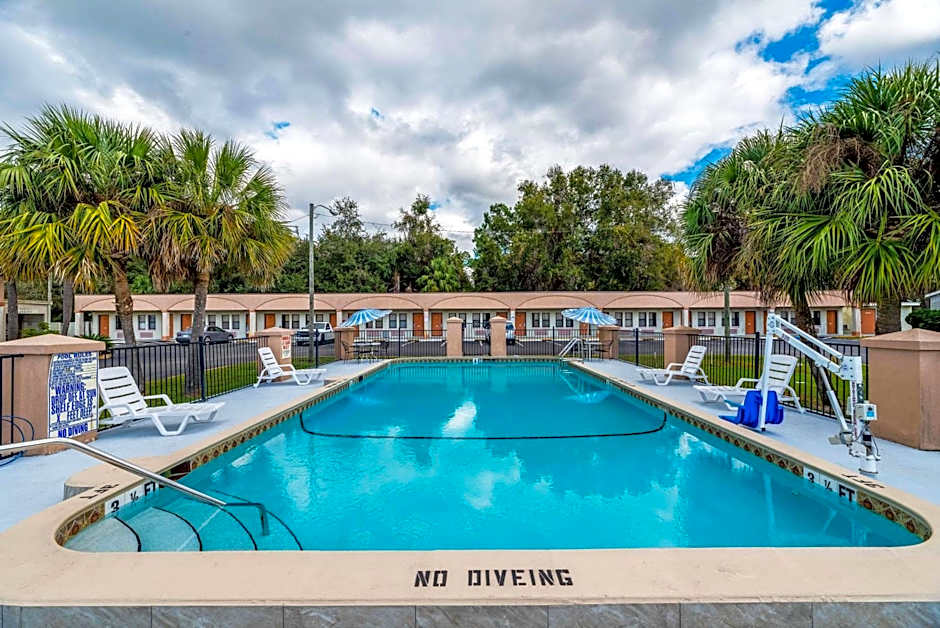 Econo Lodge Crystal River