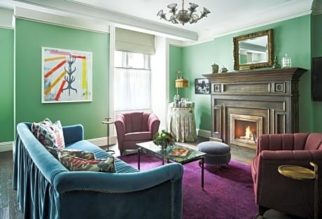 Thompson Suite