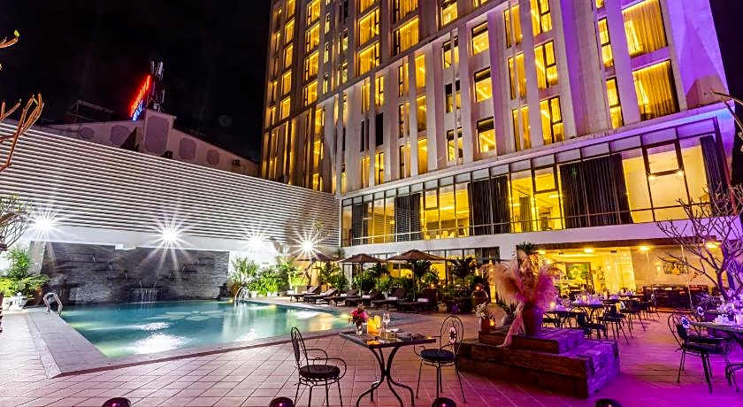 White Lotus Hue Hotel