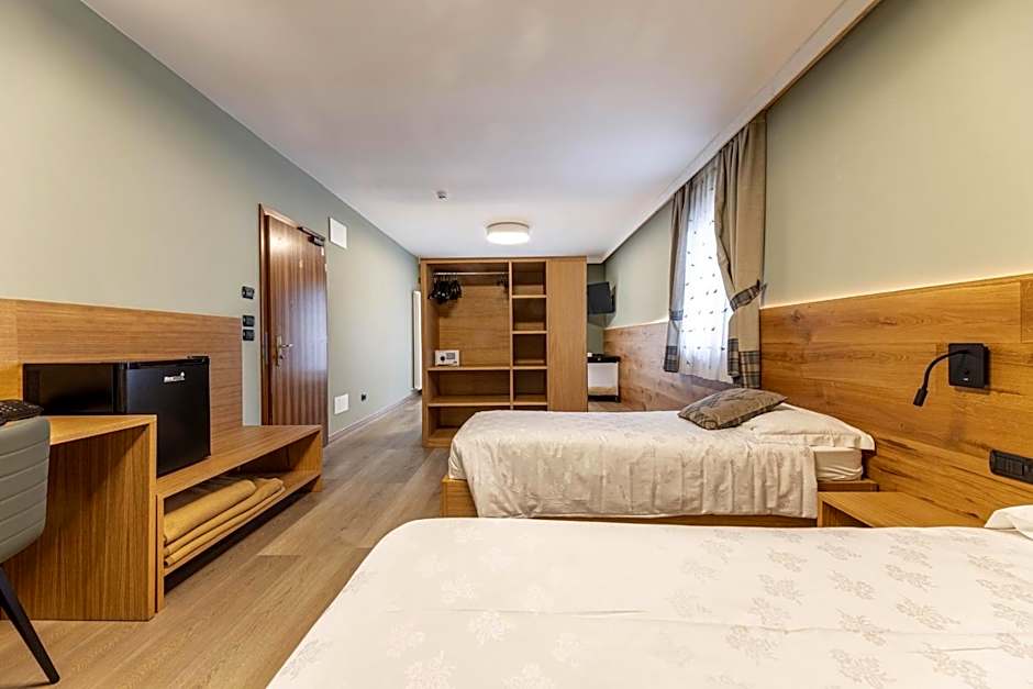 Family Hotel La Perla