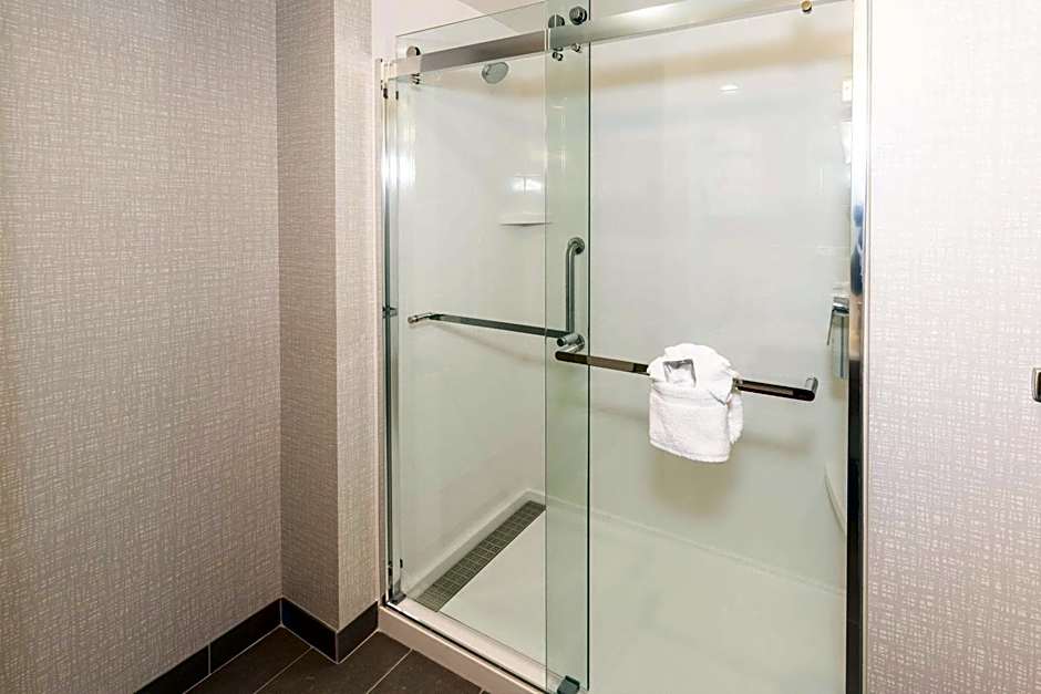 Hampton Inn Selma, CA