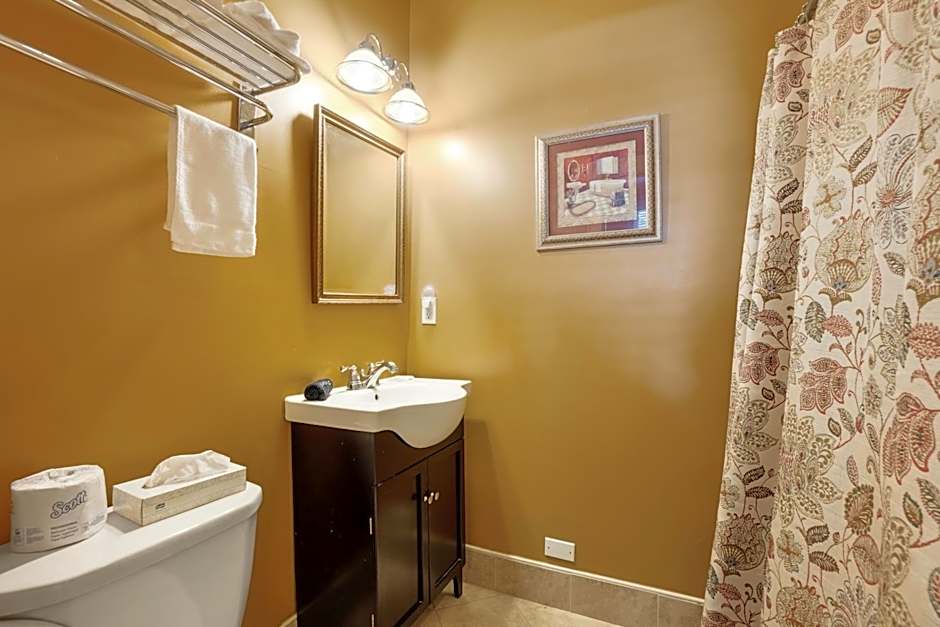 DeBary Inn