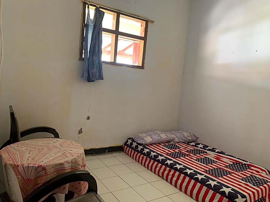 OYO Life 93841 Panorama Dewi