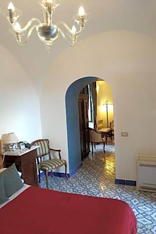 Deluxe Double Room with Garden View