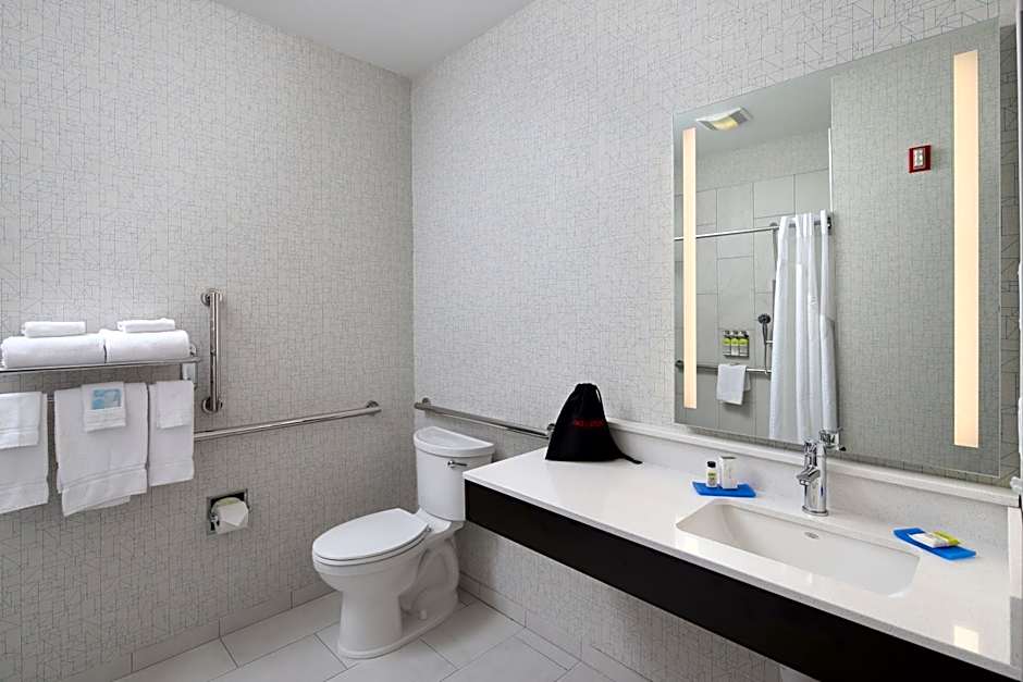 Holiday Inn Express Grand Rapids Southwest By IHG
