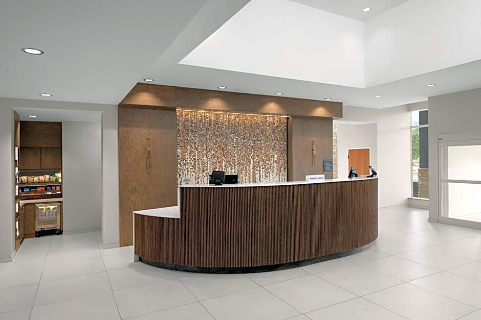Delta Hotels by Marriott Colonial Heights