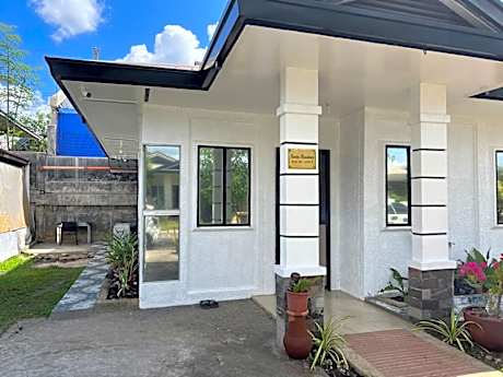 Davao Transient House 2BR w/ wifi, aircon&BBQGrill