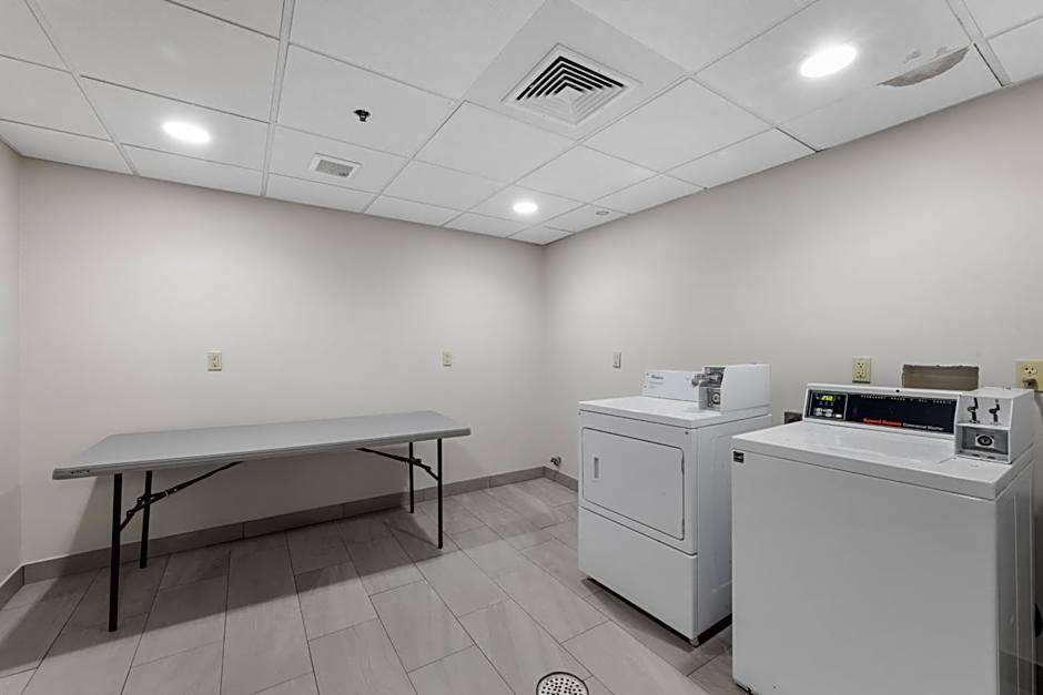 Holiday Inn Express Hartford Newington By IHG