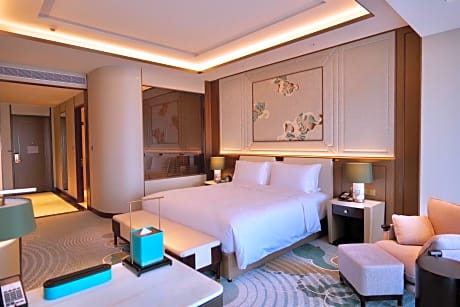 Luxury King Room with Club Millésime Access