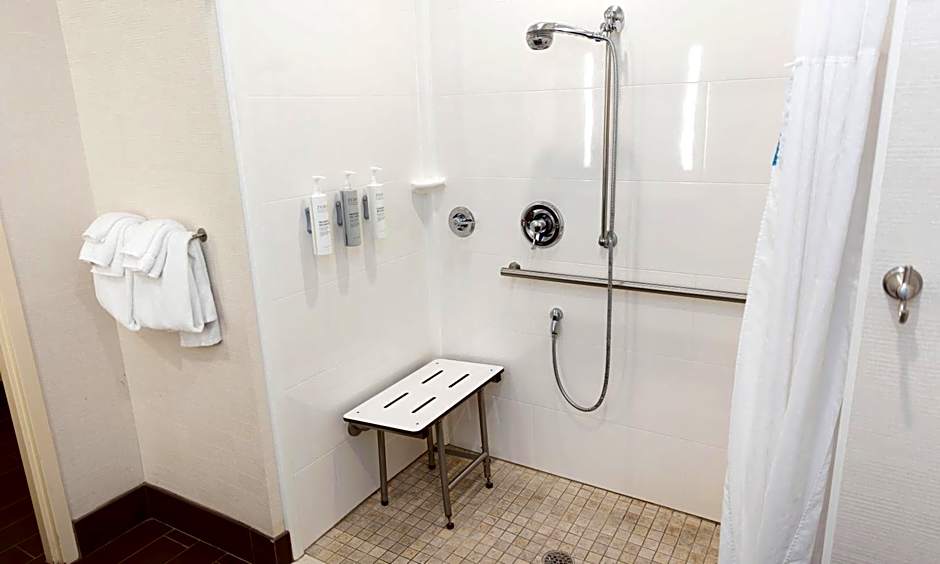 Hampton Inn & Suites by Hilton Stroudsburg Pocono Mountains