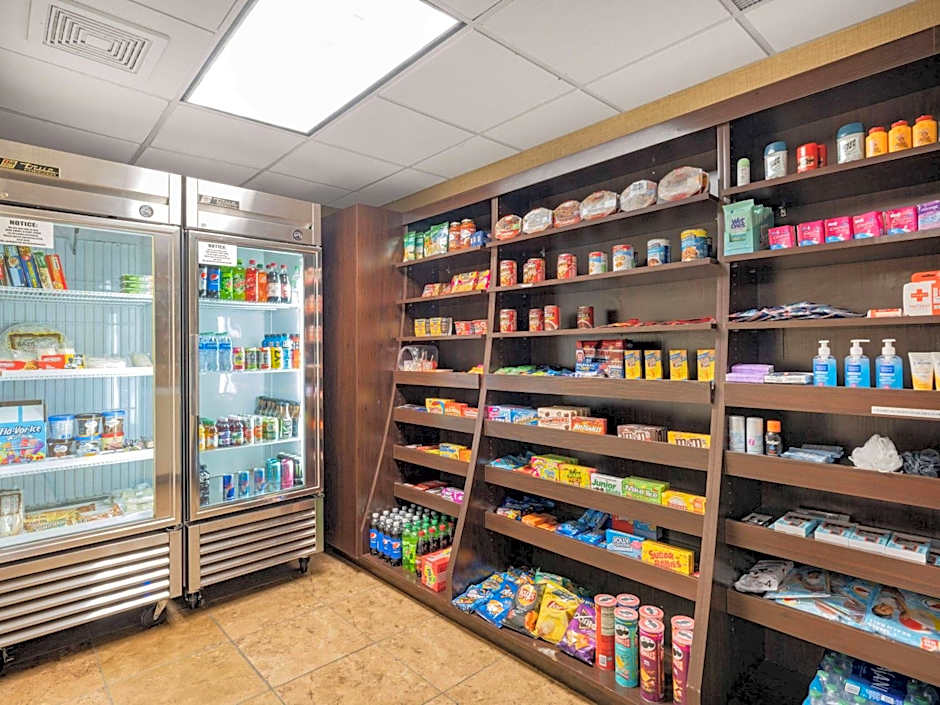 Hawthorn Suites by Wyndham Dickinson