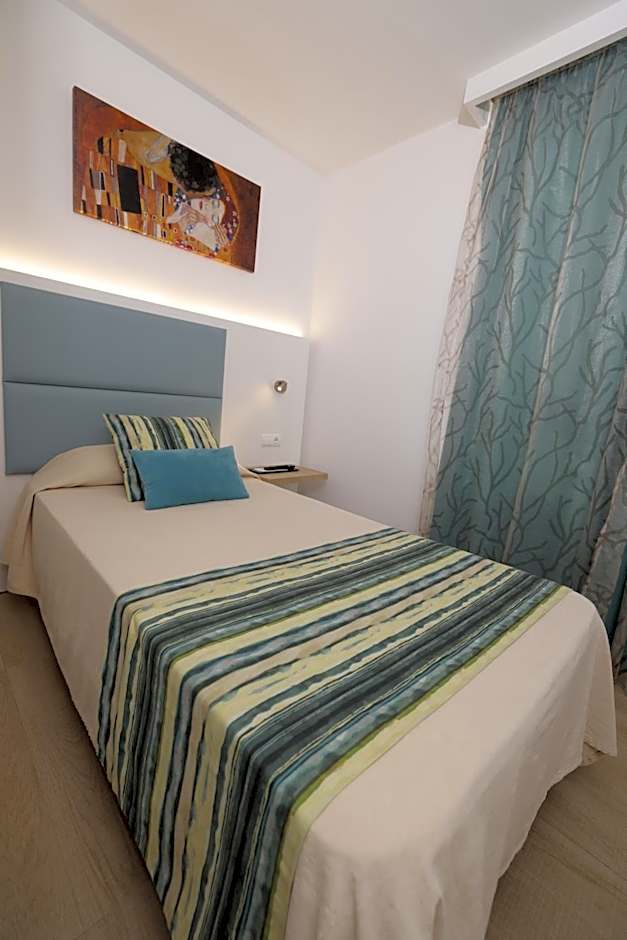 Marvell Club Hotel & Apartments