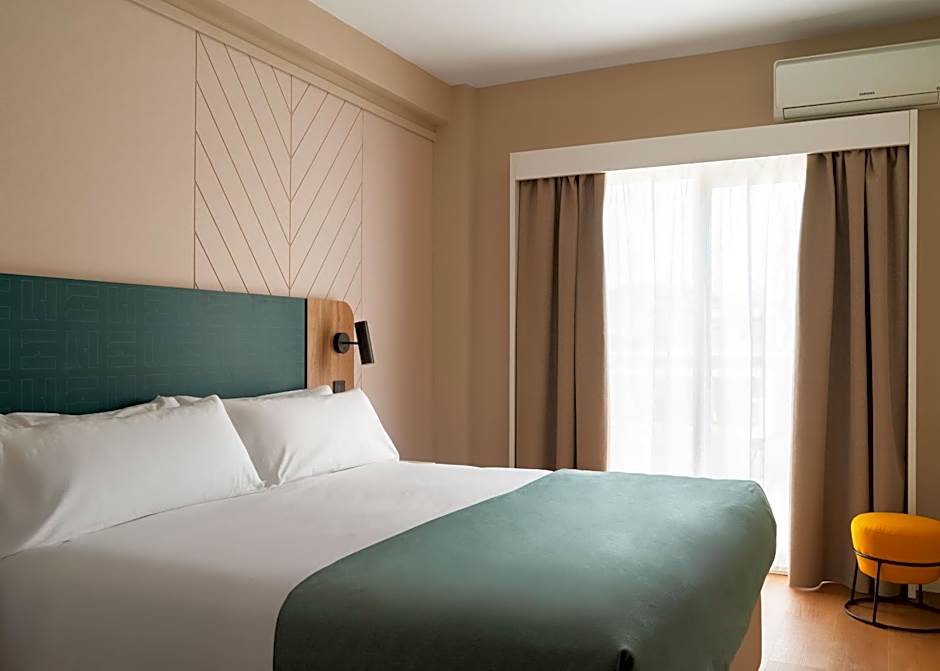 Limehome Benidorm Calle Major