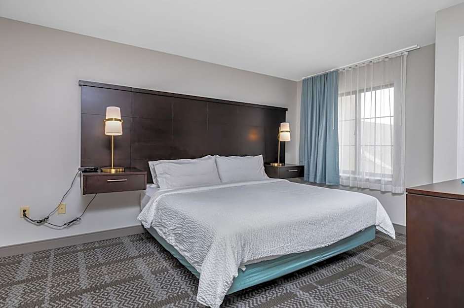 Staybridge Suites Madison - East By IHG