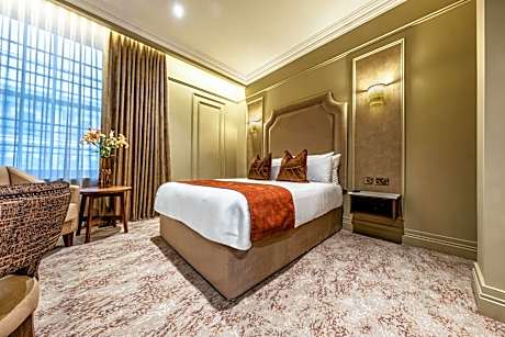 Walled City Hotel