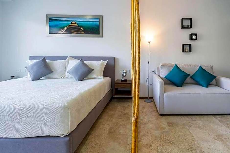 Cozy Studio Pool and Roof Lounge Beach 5 Blocks