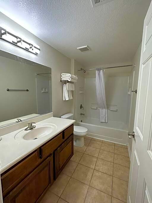 Mesquite Retreat 2 Bd Condo by Cool Properties LLC