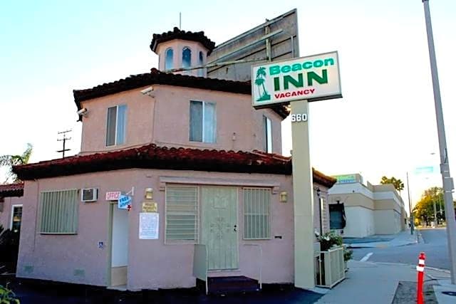 Beacon Motel