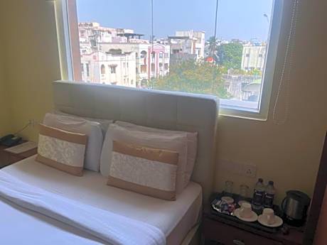 Superior Double or Twin Room with City View