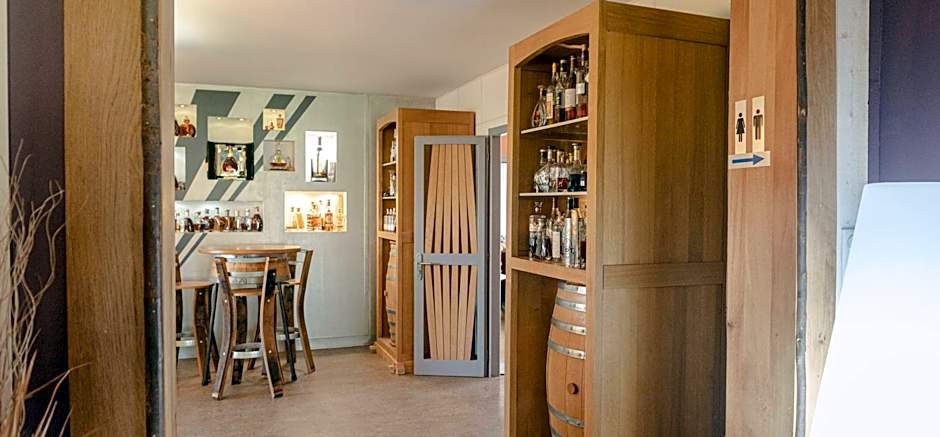 Logis Hôtel Restaurant L'Essille