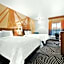 La Quinta Inn & Suites by Wyndham Waco Downtown - Baylor
