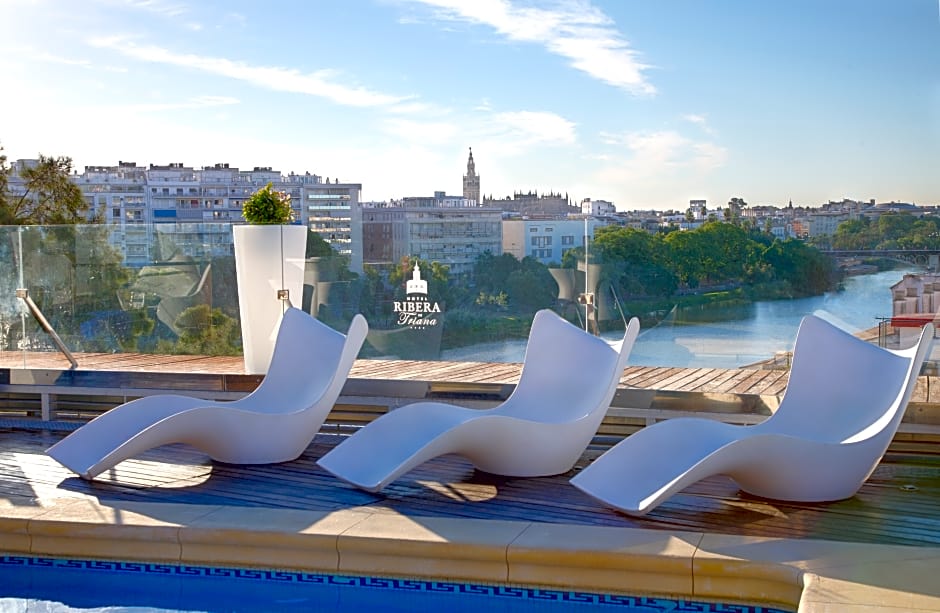 Ribera De Triana Hotel