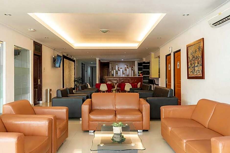 RedDoorz Plus Syariah near Java Supermall Semarang 2