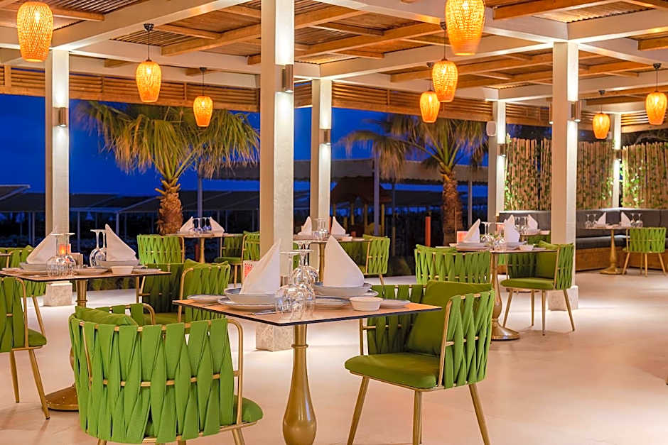 Oz Hotels Side Premium