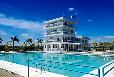 RedDoorz Plus @ Green Star Park Cagayan