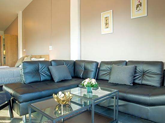 The BEACH CHA AM Suites