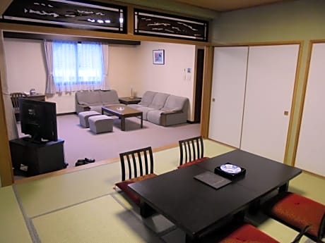 Room with Tatami Area