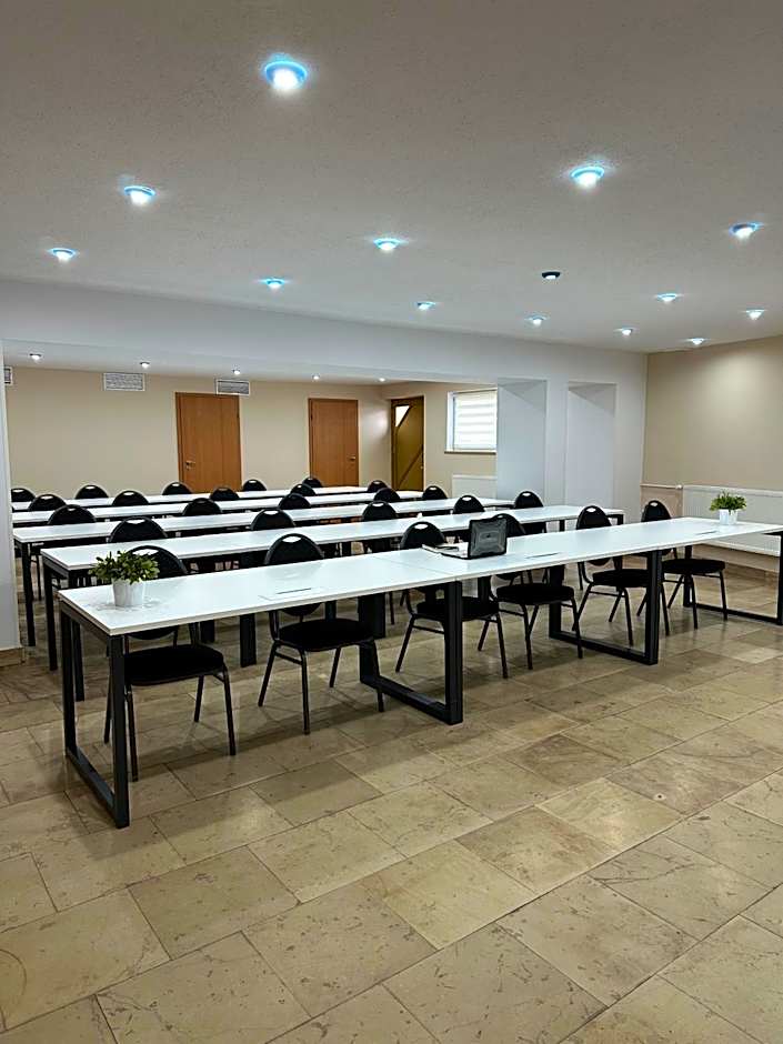 Hotel Victory Home - 5min to Progresja,10min Lotnisko Chopina, 15min to Zachodni