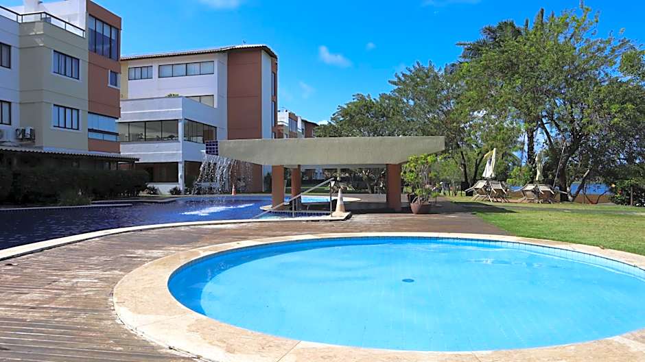 Apartamento espetacular na MELHOR praia da Bahia, GUARAJUBA é uma das únicas praias com selo azul do Brasil -Luxo, lazer, diversão e tranquilidade! Projetado para que você tenha a melhor experiência em hospedagem - Condominio tipo resort, o mais procurado