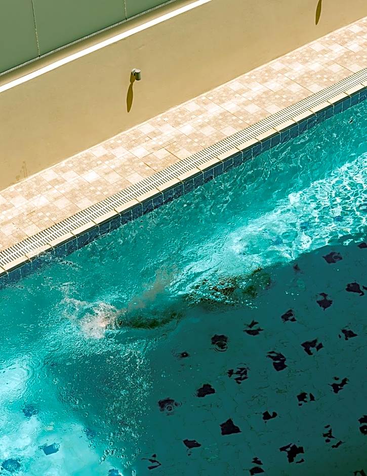 Batis Aero Beachfront Wellbeing Hotel