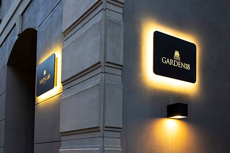 Savona 18 Suites