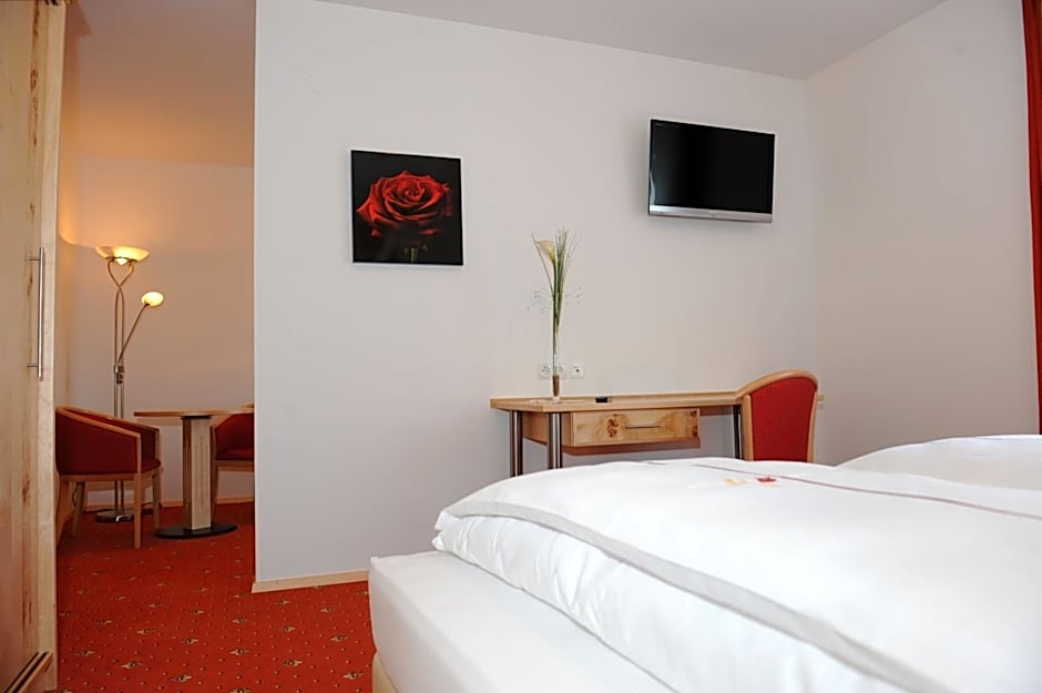 Hotel-Gasthof-Fleischerei - Zur alten Post