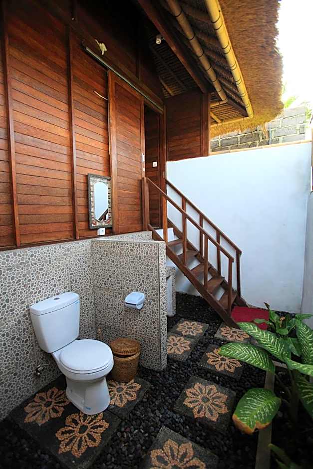 Sunset Coin Lembongan