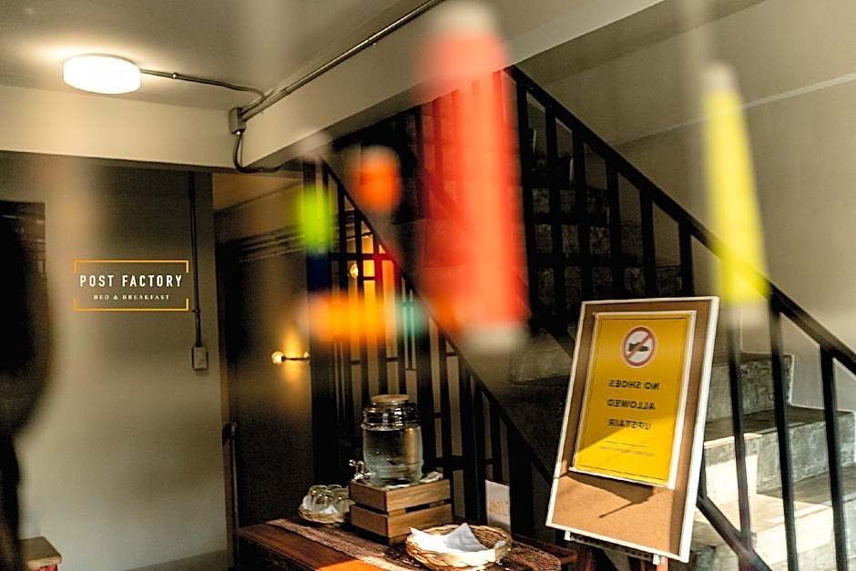 Post Factory Bed & Breakfast Hostel