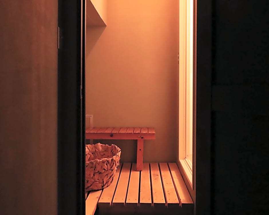 hostel mog