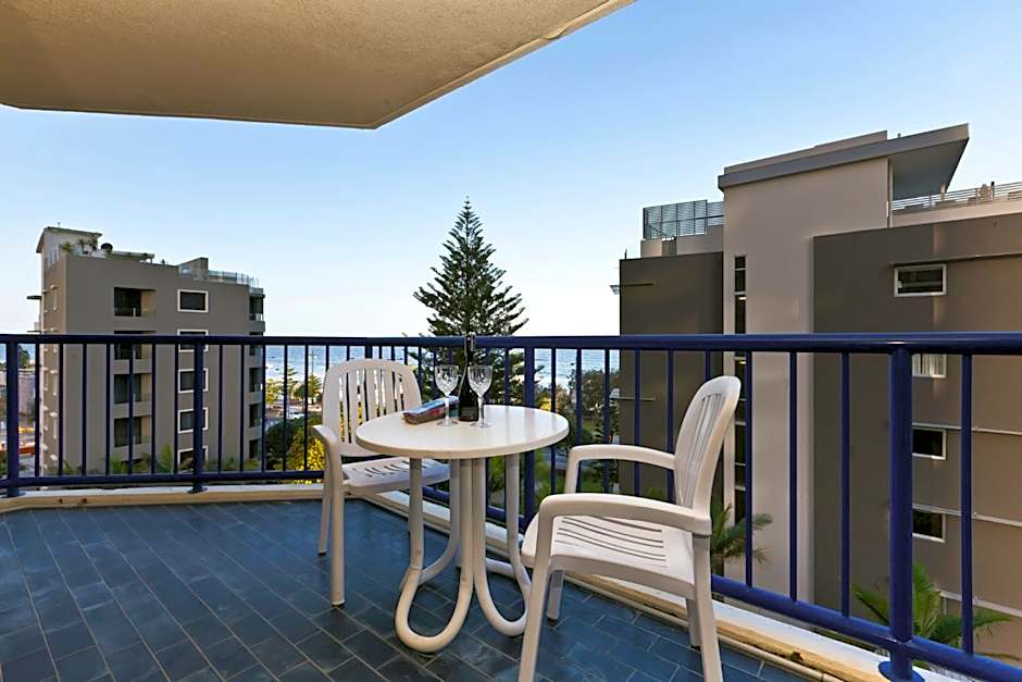 Surf Regency