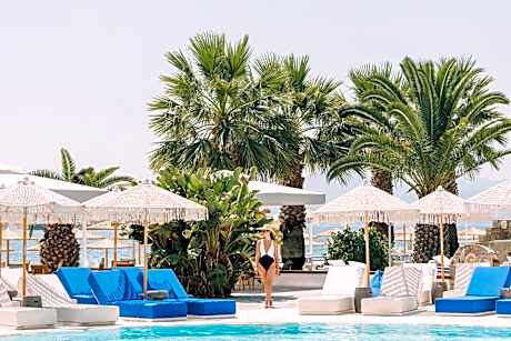 Grand Bleu Beach Resort